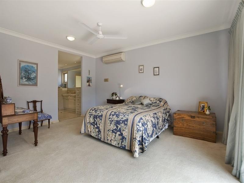 35 Macquarie Street, St Lucia QLD 4067