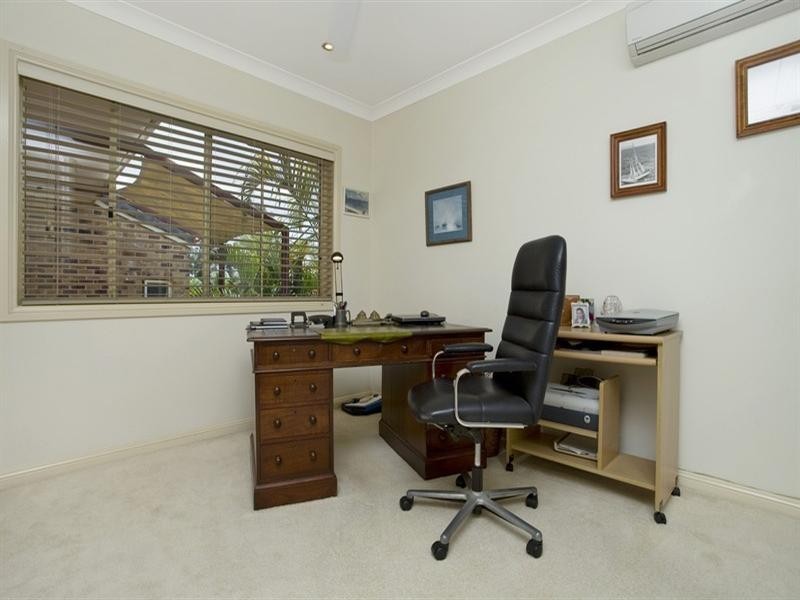 35 Macquarie Street, St Lucia QLD 4067