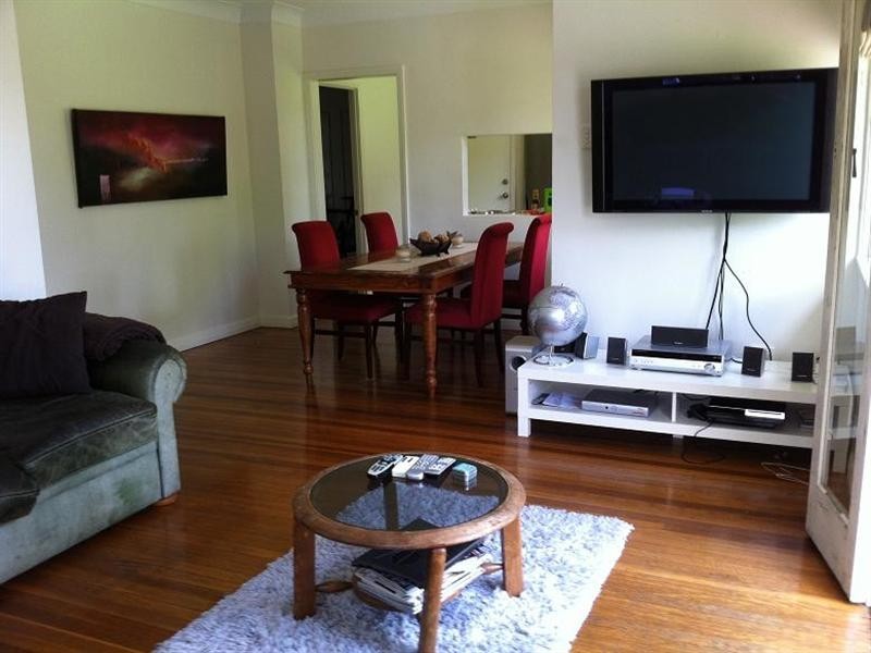 48 Burbong Street, Chapel Hill QLD 4069