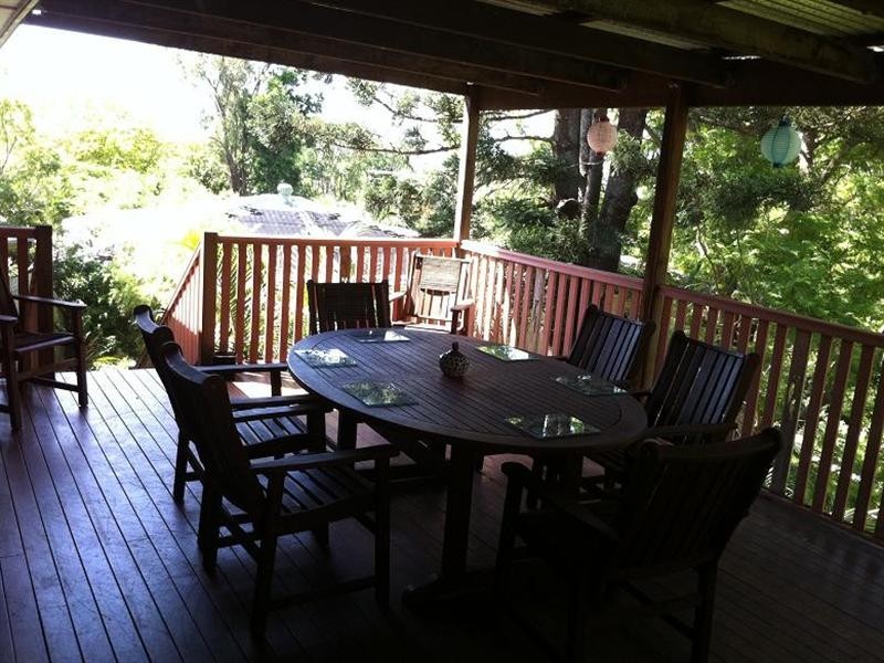 48 Burbong Street, Chapel Hill QLD 4069