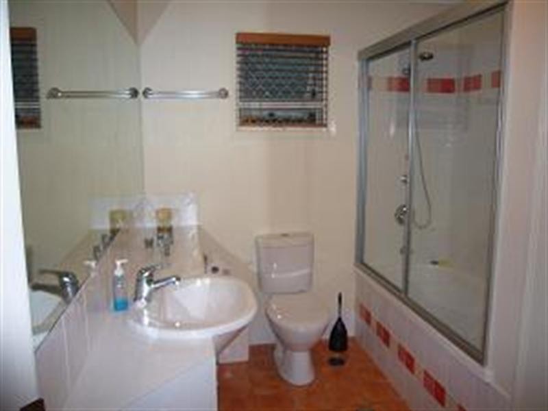 4/123 Indooroopilly Road, Taringa QLD 4068