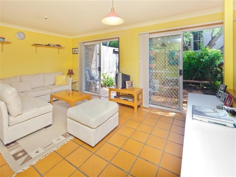 1/299 Moggill Road, Indooroopilly QLD 4068