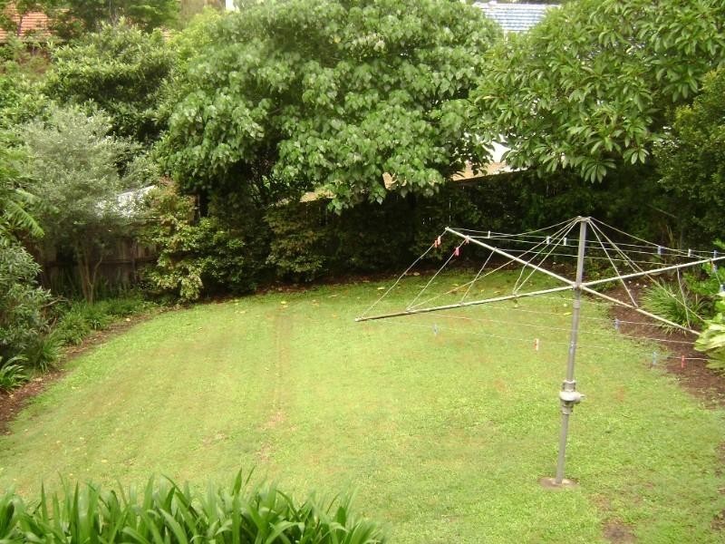 68 Broomfield Street, Taringa QLD 4068