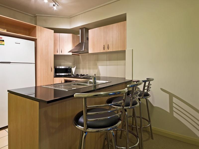 169/7 Land Street ‘REGATTA RIVERSIDE’, Toowong QLD 4066