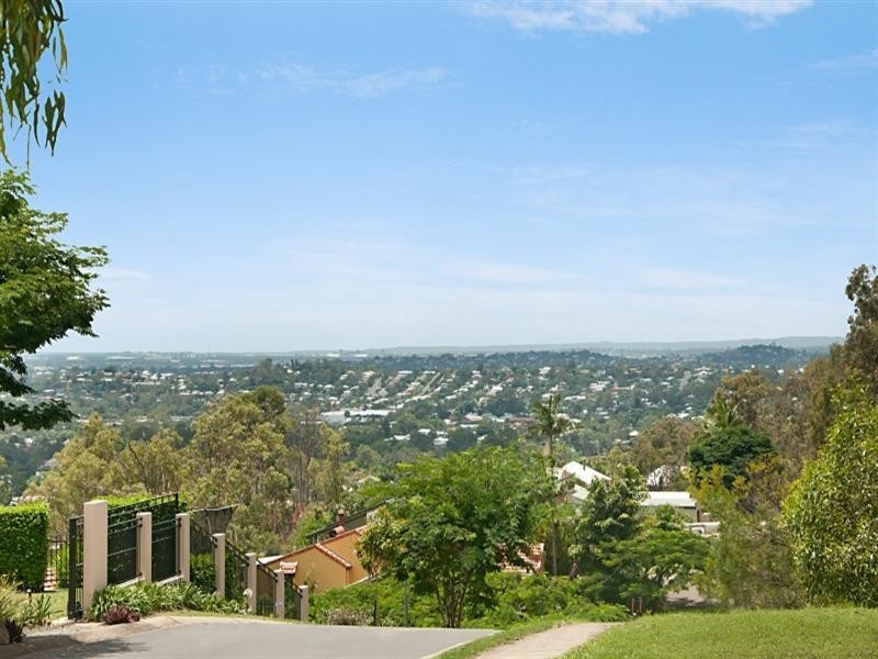 90 Gimba Street, Mitchelton QLD 4053