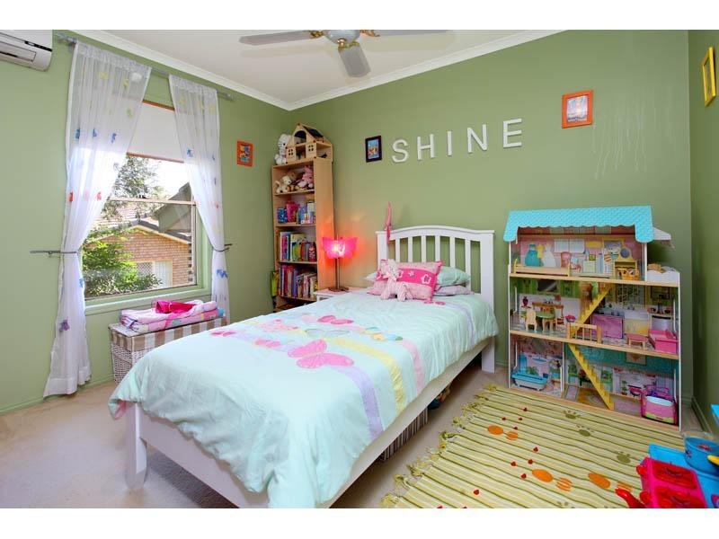 Kenmore Hills QLD 4069