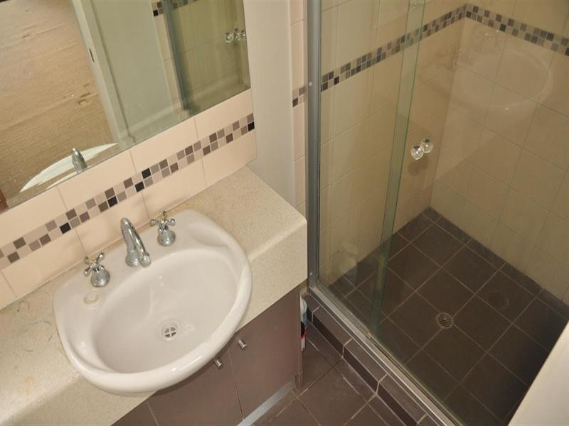 6/37 Indooroopilly Road, Taringa QLD 4068