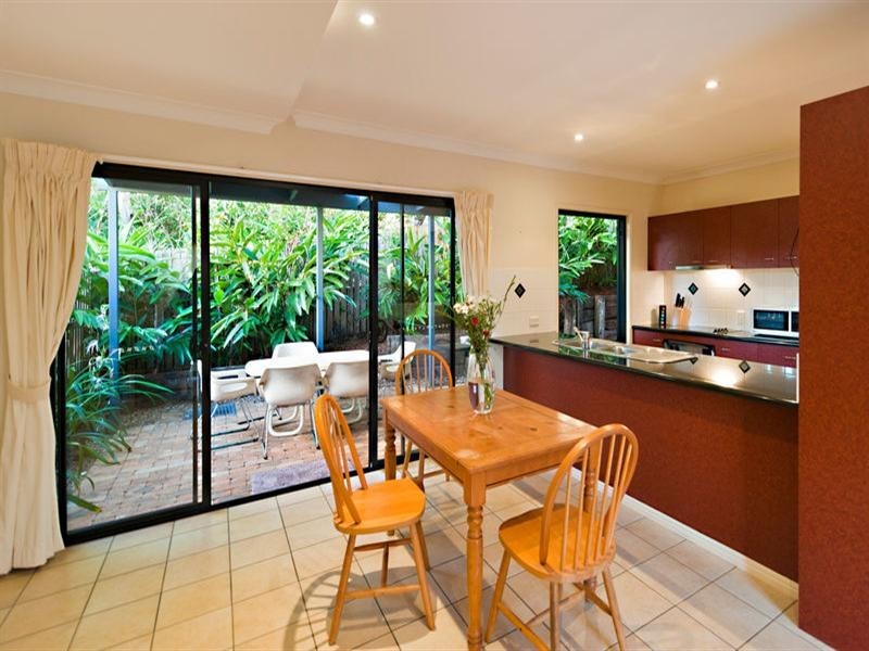 70 York Street, Indooroopilly QLD 4068