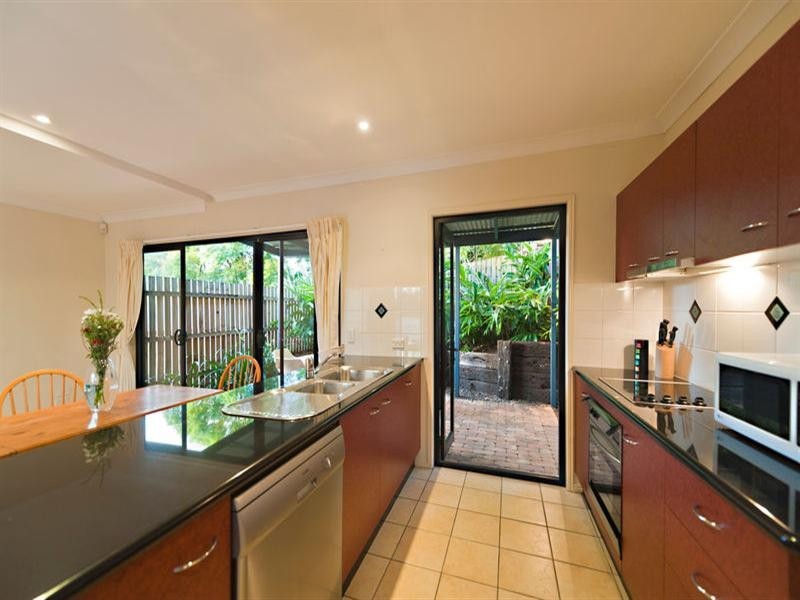 70 York Street, Indooroopilly QLD 4068