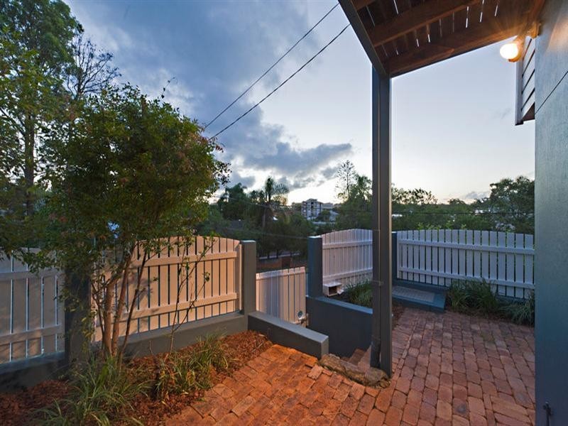 70 York Street, Indooroopilly QLD 4068