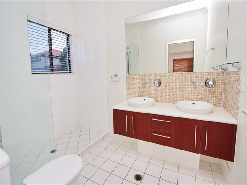 29 Zoe Place, Moggill QLD 4070