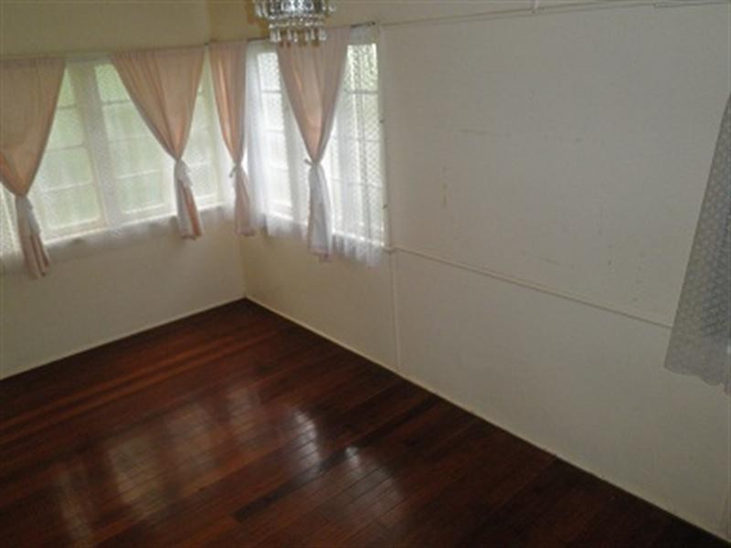 98 Ironside Road, St Lucia QLD 4067