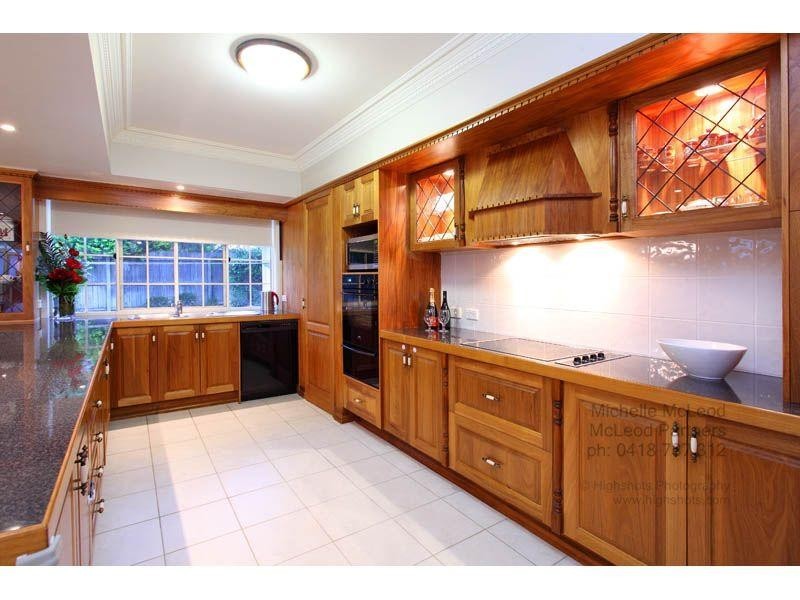 7 Brushbox Court, Chapel Hill QLD 4069