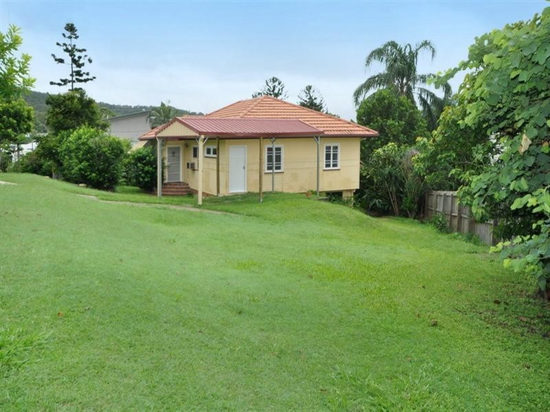 27 Gordon Terrace, Indooroopilly QLD 4068