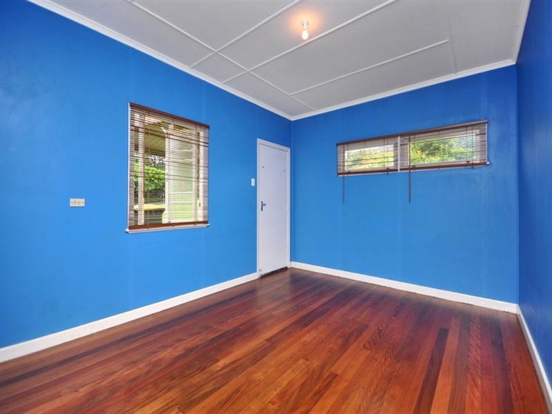 27 Gordon Terrace, Indooroopilly QLD 4068