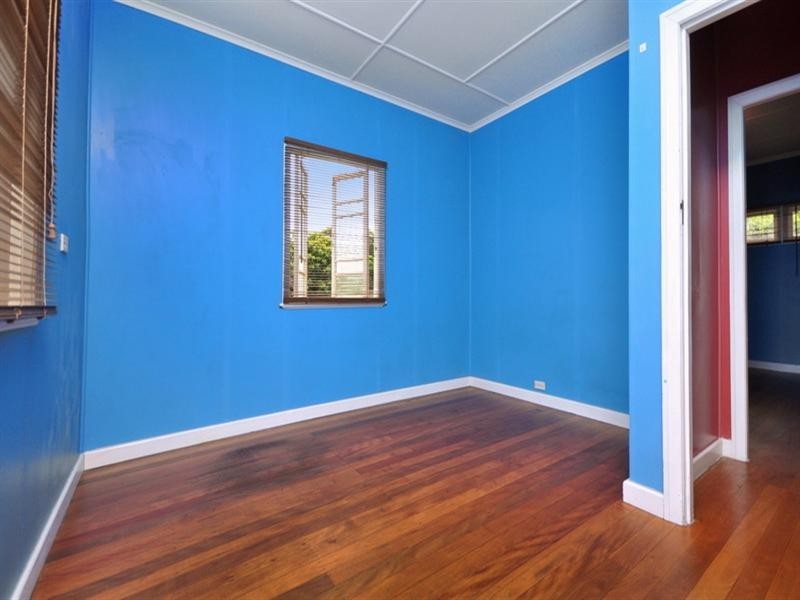 27 Gordon Terrace, Indooroopilly QLD 4068