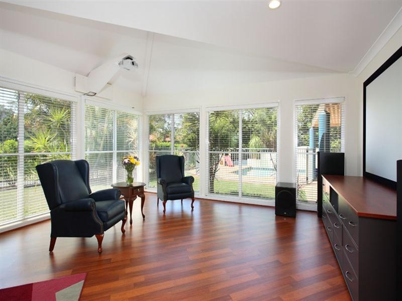 38 Mukurta Street, Chapel Hill QLD 4069