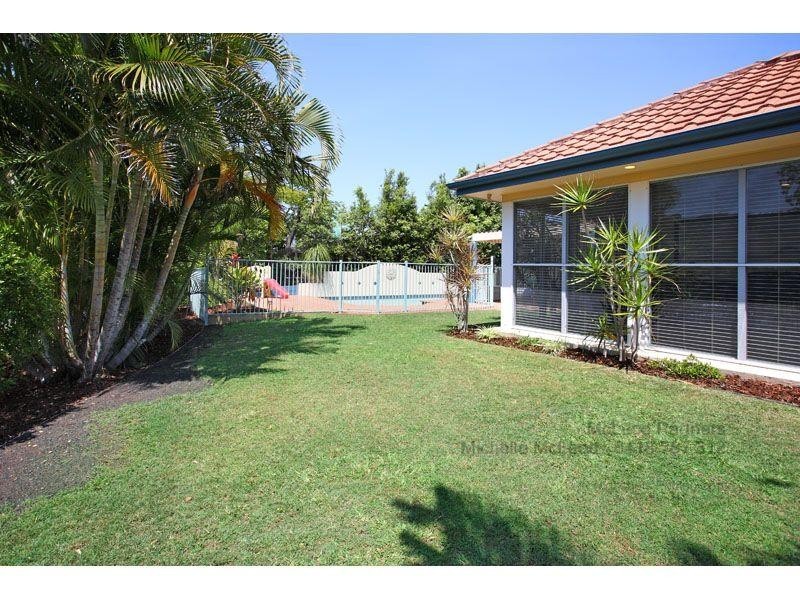 38 Mukurta Street, Chapel Hill QLD 4069