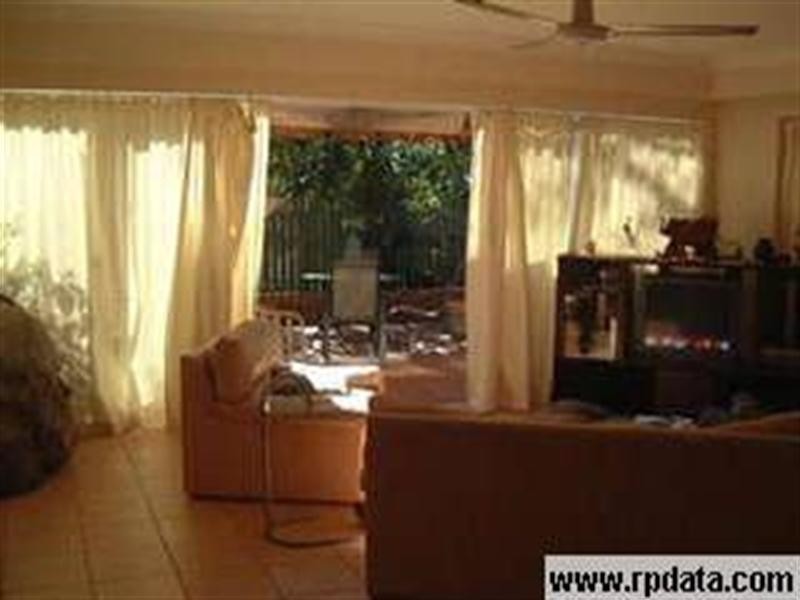 12/136 Miskin Street, Toowong QLD 4066