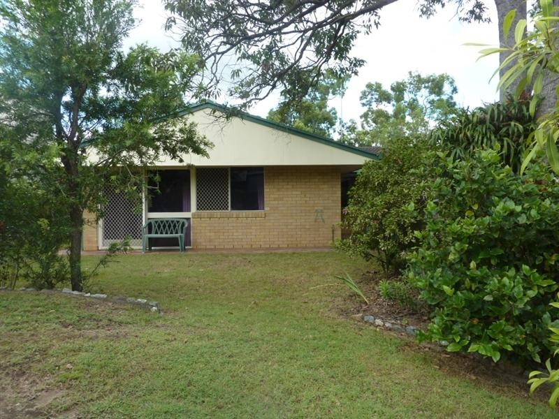 32 Struan Street, Chapel Hill QLD 4069