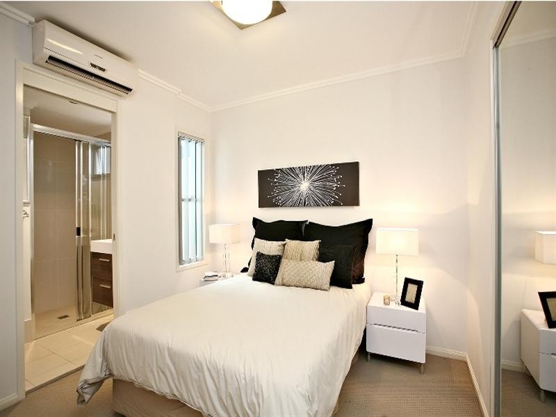 4/51 Lambert Road, Indooroopilly QLD 4068