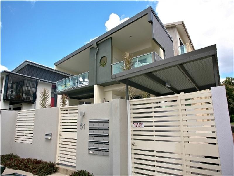 4/51 Lambert Road, Indooroopilly QLD 4068