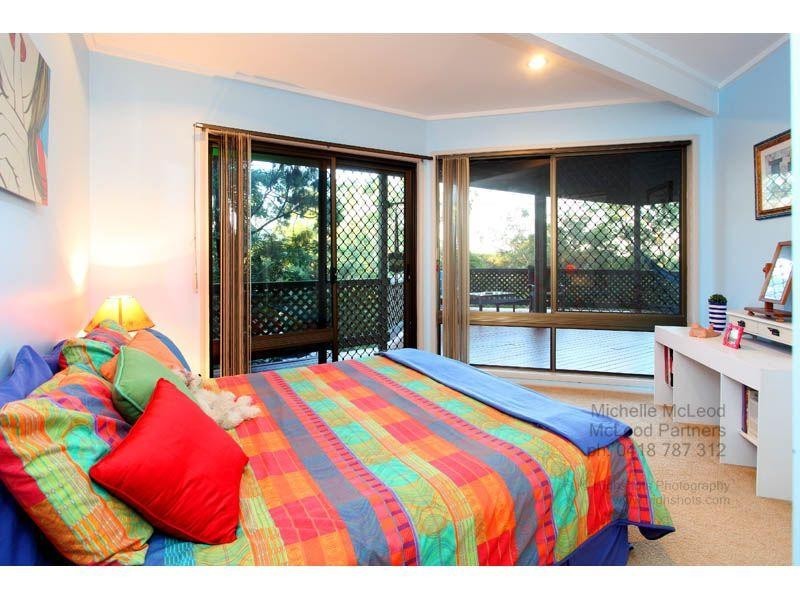 87 Bielby Road, Chapel Hill QLD 4069