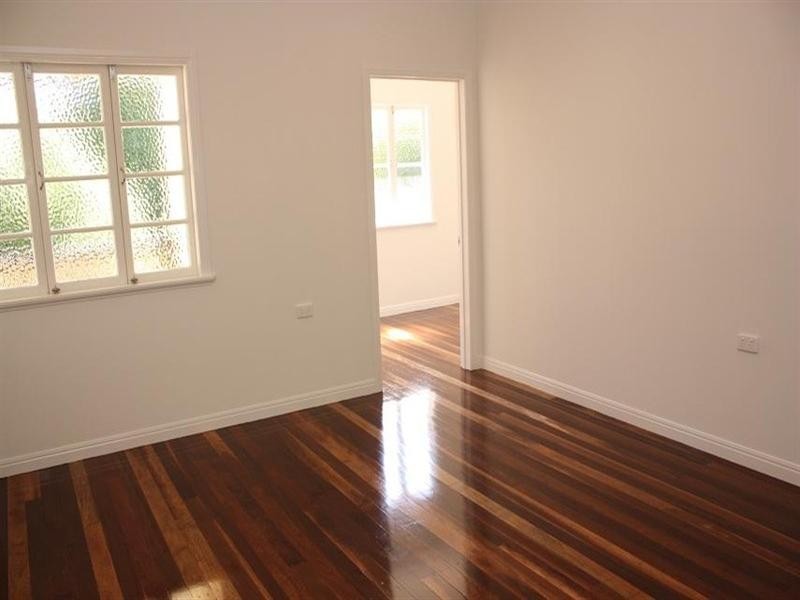 102 Goldsbrough Road, Taringa QLD 4068