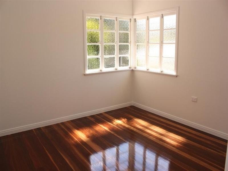 102 Goldsbrough Road, Taringa QLD 4068