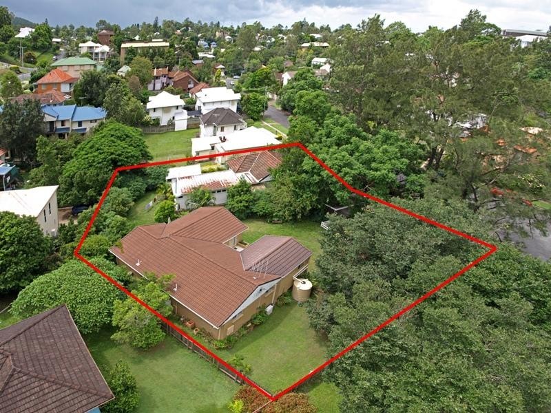 40 Nelson Parade, Indooroopilly QLD 4068
