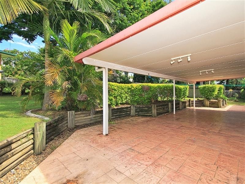 2 Duranta Street, Bellbowrie QLD 4070