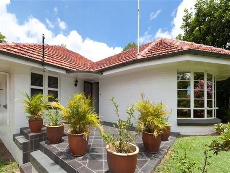 281 Hawken Drive, St Lucia QLD 4067