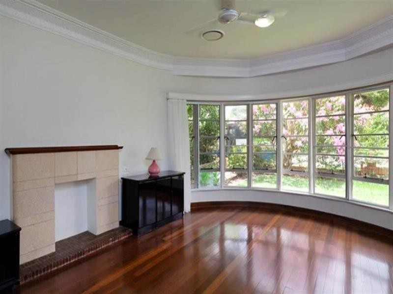 281 Hawken Drive, St Lucia QLD 4067