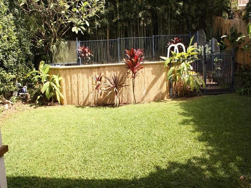 12 McNab Street, Rosalie QLD 4064