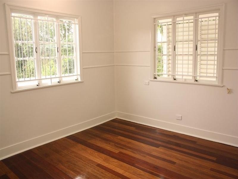 15 Graham Street, Indooroopilly QLD 4068