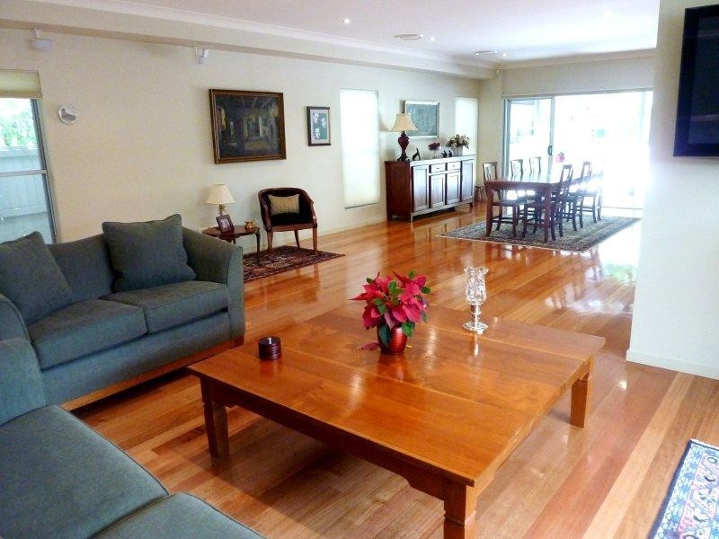 190 Indooroopilly Road, St Lucia QLD 4067