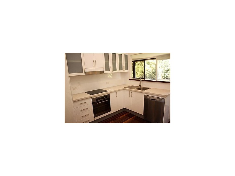 102 GOLDSBROUGH Road, Taringa QLD 4068