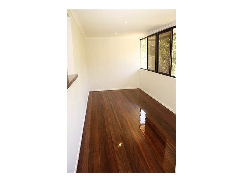 102 GOLDSBROUGH Road, Taringa QLD 4068