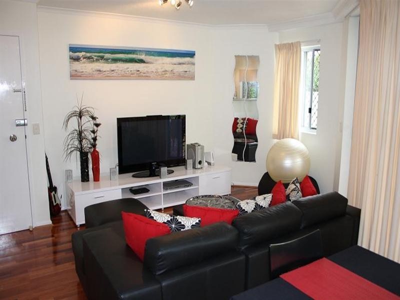 1/32 Park Avenue, Auchenflower QLD 4066