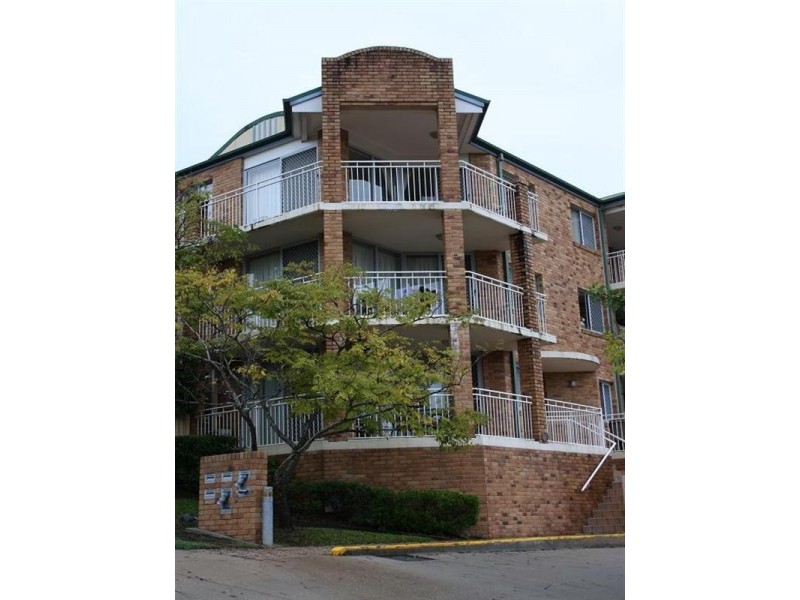 1/32 Park Avenue, Auchenflower QLD 4066