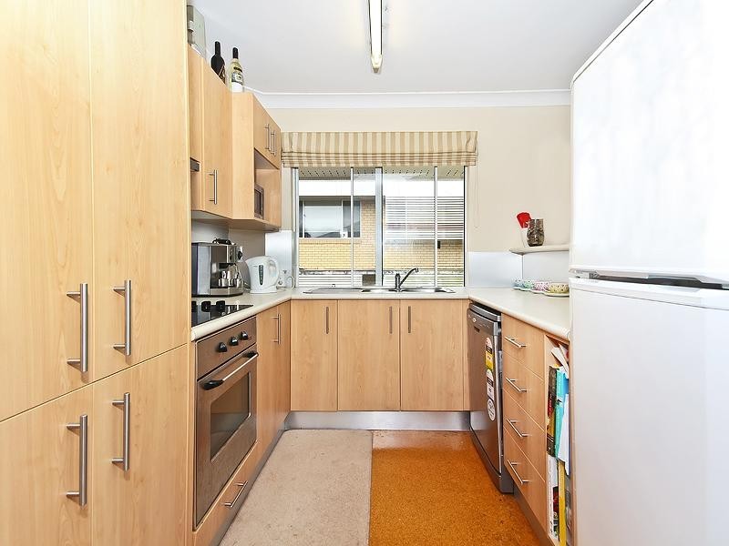 14/22 Warren Street, St Lucia QLD 4067