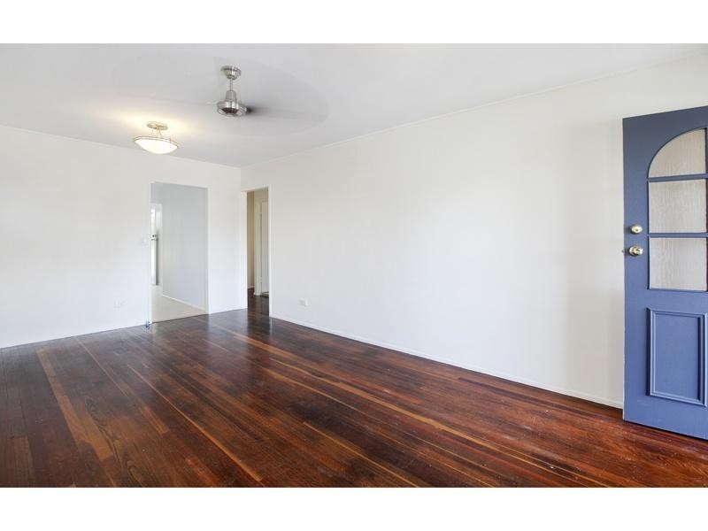 84 Waverley Road, Taringa QLD 4068
