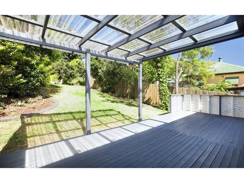84 Waverley Road, Taringa QLD 4068