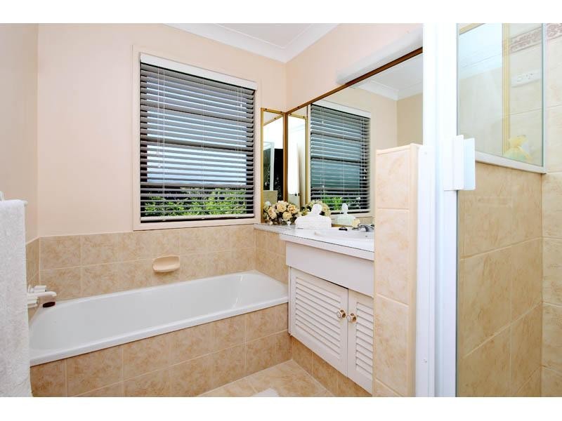 Chapel Hill QLD 4069