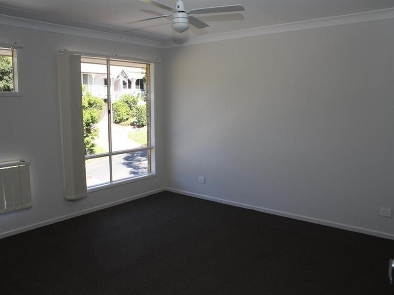 5 Margaret Court, Kenmore QLD 4069