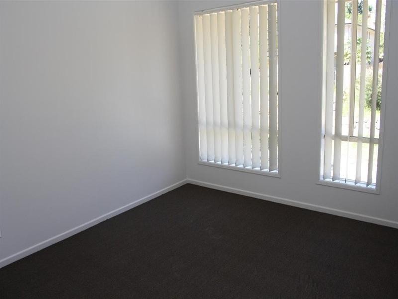 5 Margaret Court, Kenmore QLD 4069