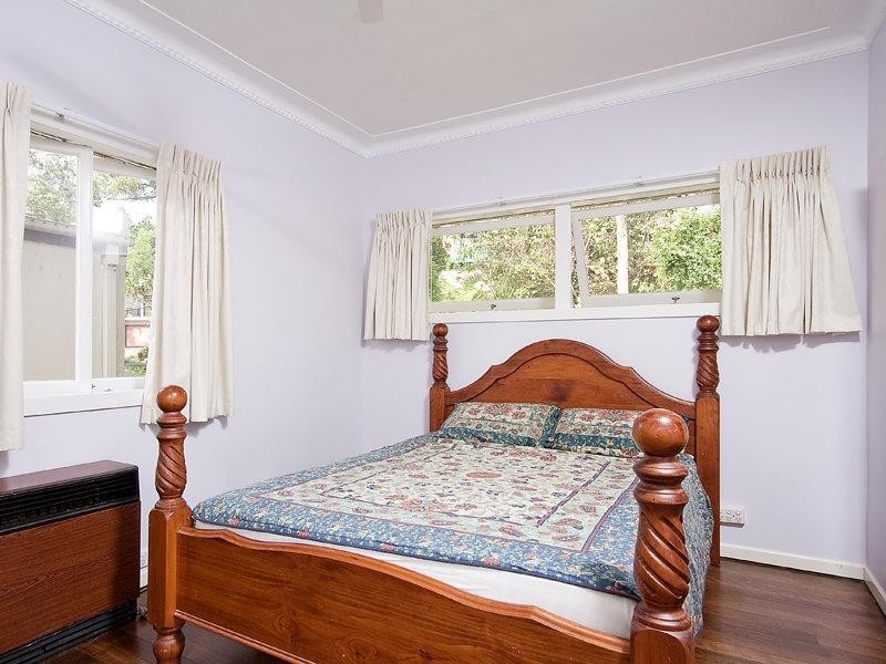 54 Raglan Street, St Lucia QLD 4067