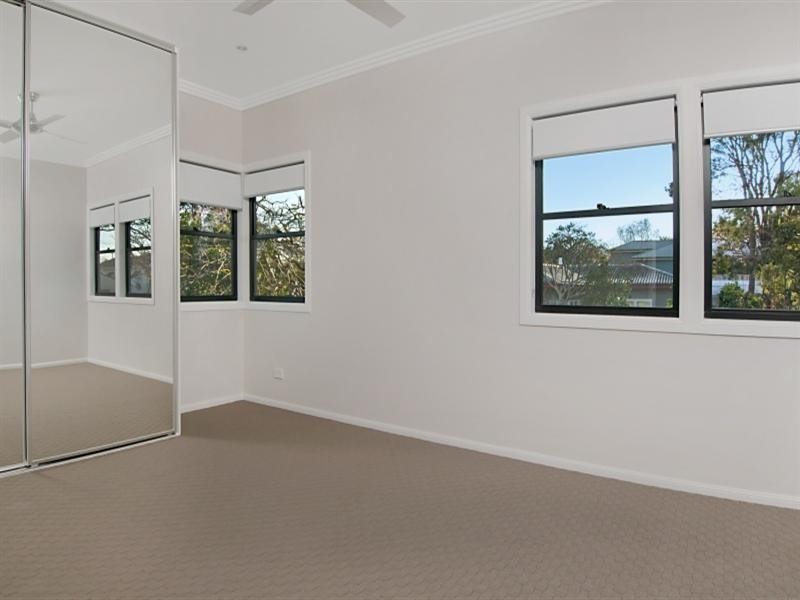 79 Strong Avenue, Graceville QLD 4075