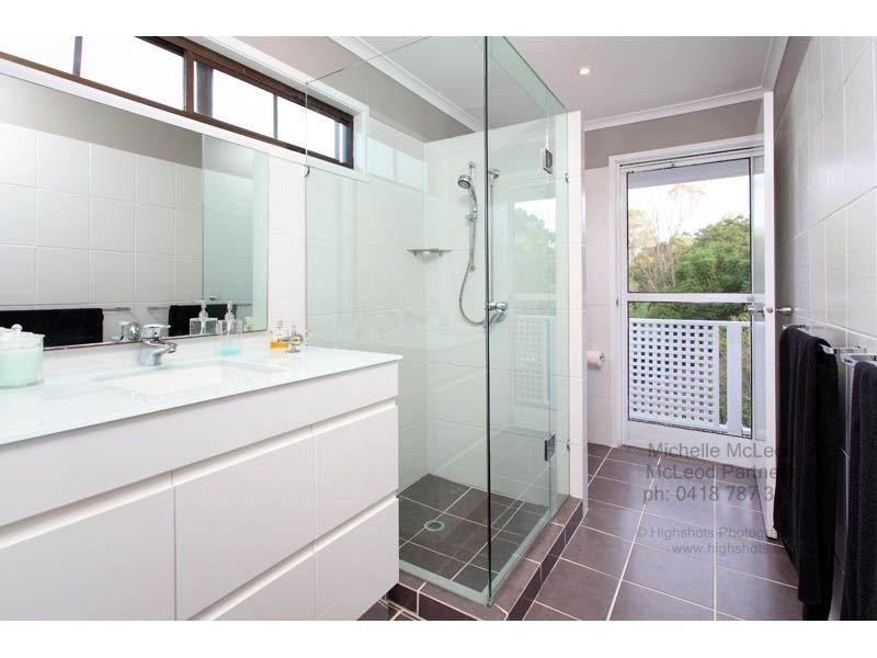 40 Merrilyn Street, Chapel Hill QLD 4069