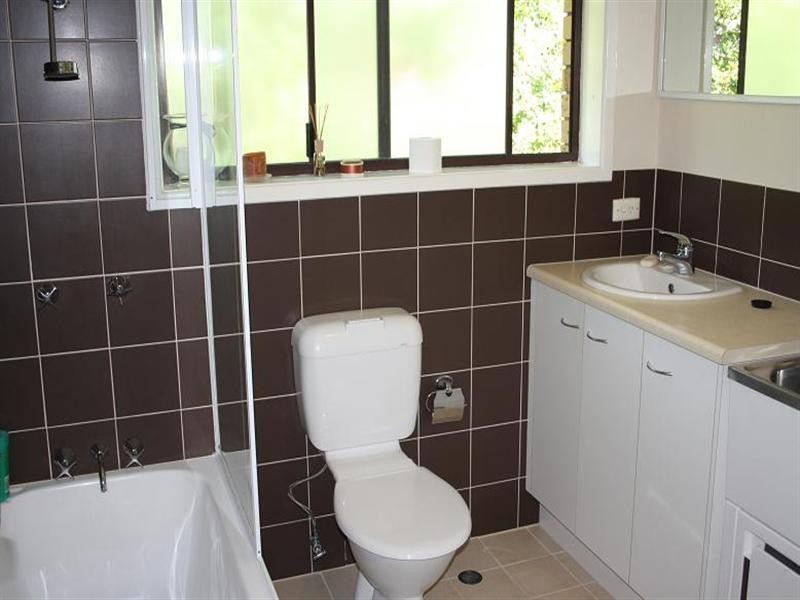 4/10 Lucinda Street, Taringa QLD 4068